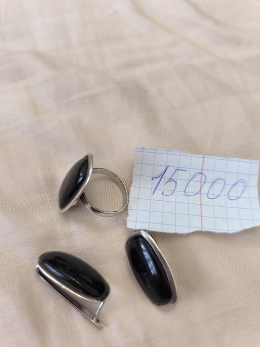 Серебряные ювелирные изделия