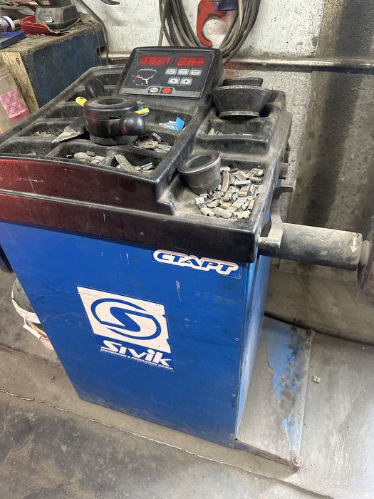 Продам шиномонтажный станок