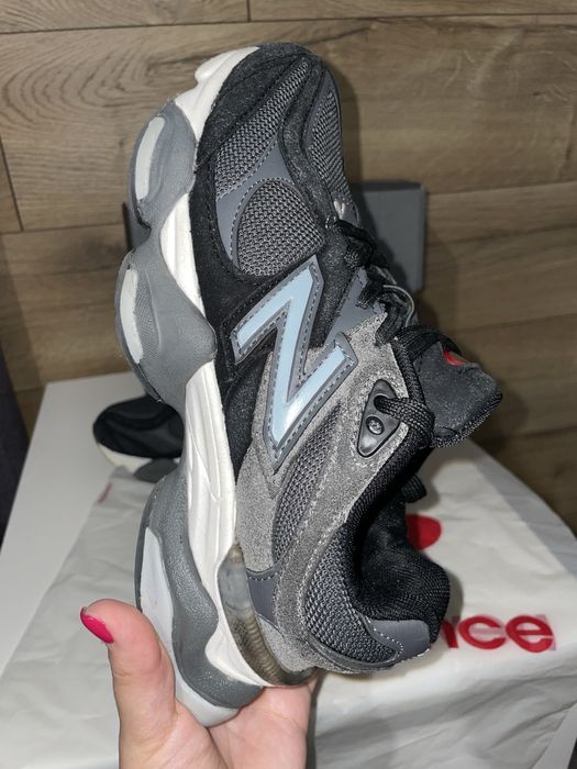New Balance 9060