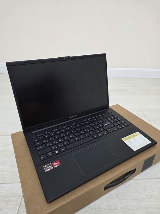 ASUS Vivobook — новый ноутбук
Новый ASUS Vivobook, не использовал