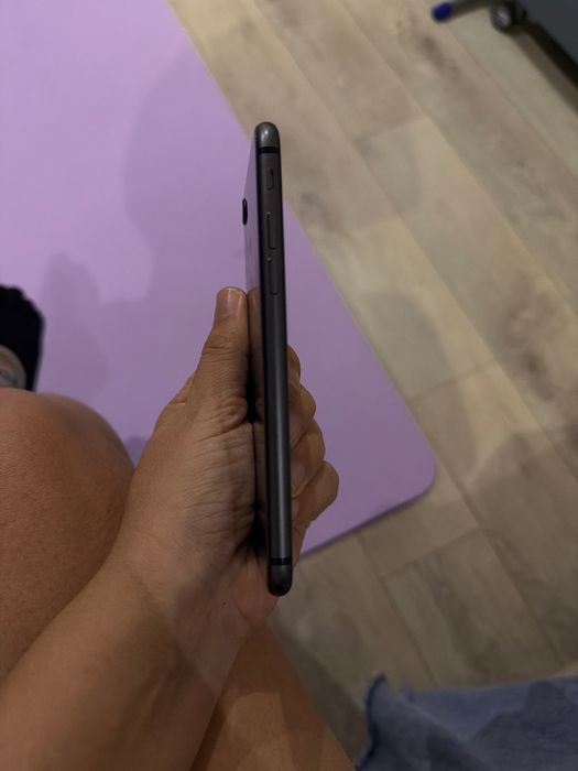 Айфон 8 черный цвет