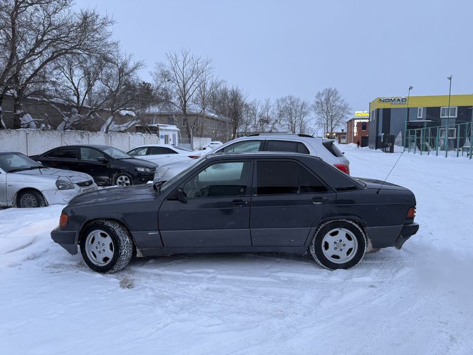 Продам мерседес 190