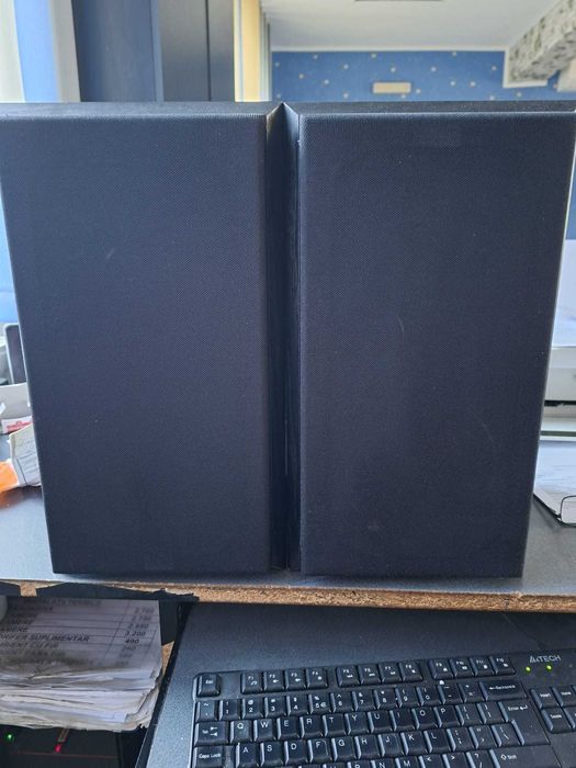 Linie audio Kenwood + boxe Triton T+A R90