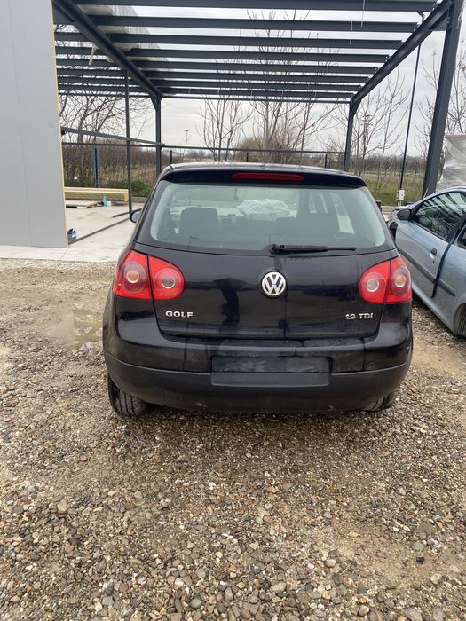 Фолксваген голф5 1.9 тди 105кс на части  golf5 1.9 tdi