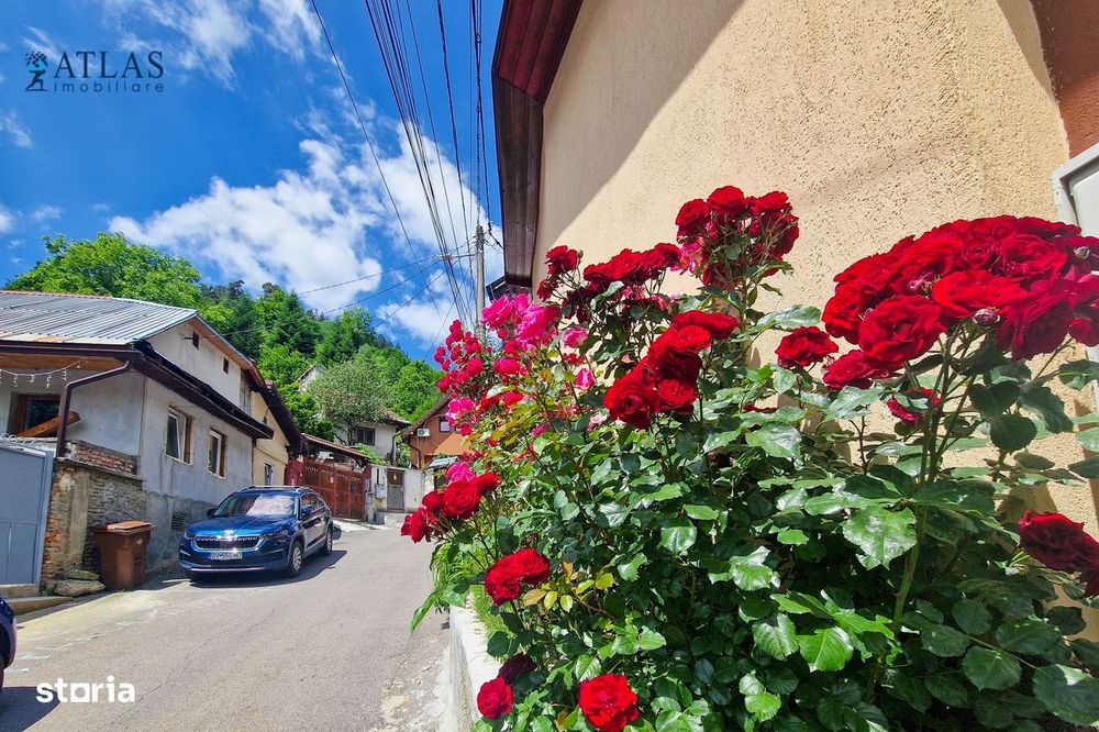 Apartament la casa, in Schei, 2 dormitoare, veranda, foisor, gradina