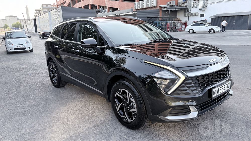 Срочно сотилади KIA SPORTAGE 2024 1 позиция узимники