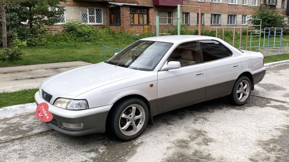 Продам тайоту виста