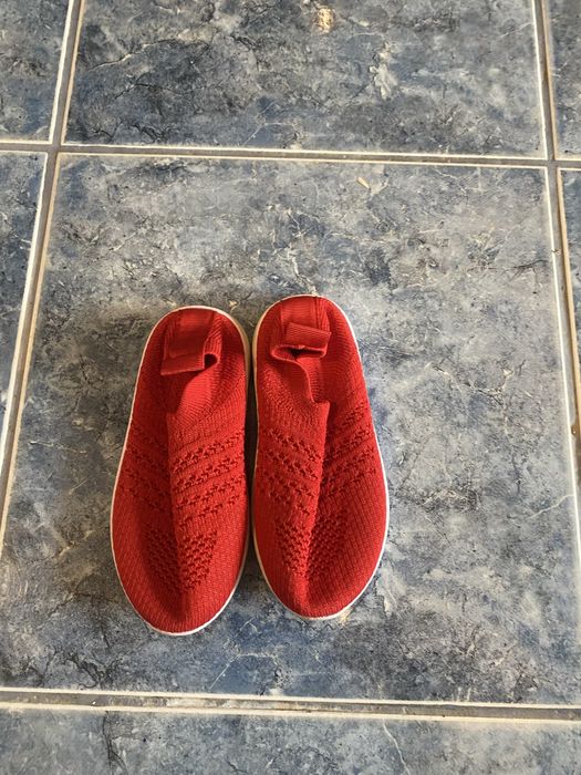 Vand incaltaminte copii OFERTA!!