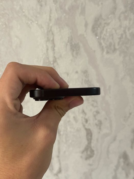 Iphone 15 128, черный