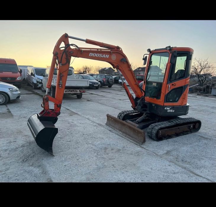 Minieexcavator doosan 35z
