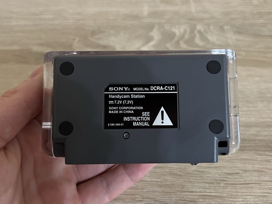 Док-станция для видеокамеры DCRA-C121