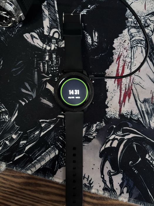 Смарт часы  не известной марки