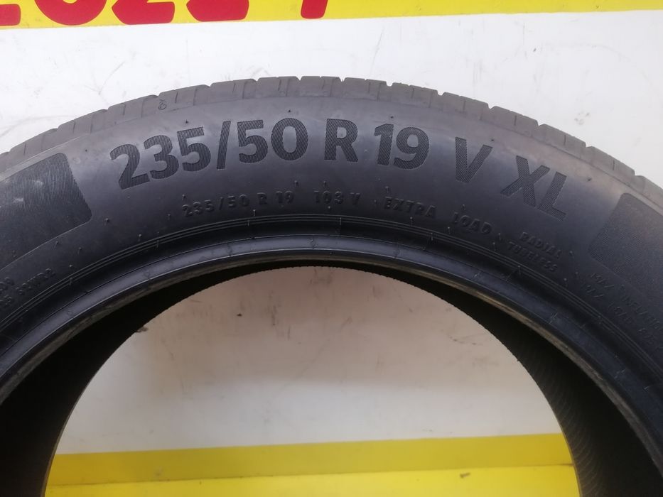 235/50/19 4 *Continental vara 103v dot 3820.    5,,16mm