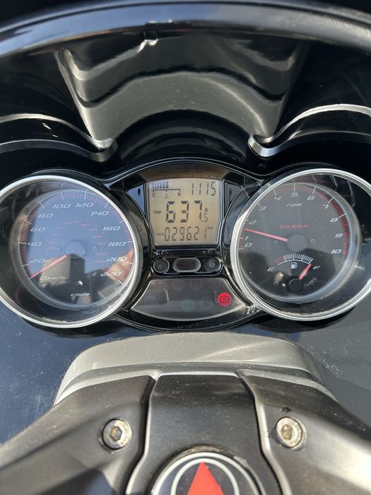 Gilera GP800 MegaScuter!