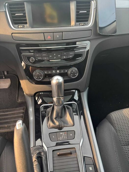 PEUGEOT 508 2015 — imagine 4