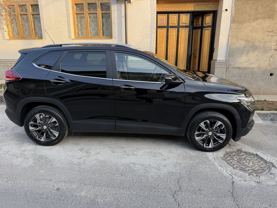 Tracker 2 premier plus 2024