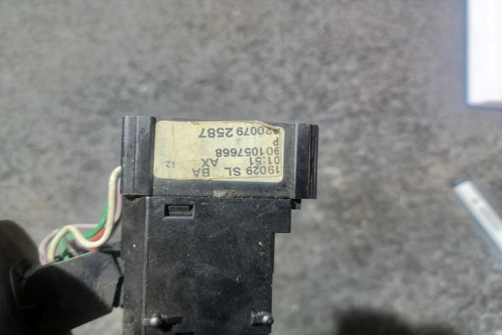 Maneta semnalizare 901057668 Dacia Logan prima generatie