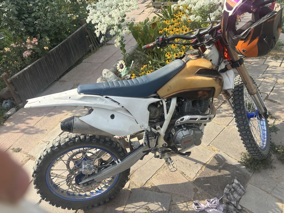 Продам эндуро мотоцикл vilimi250