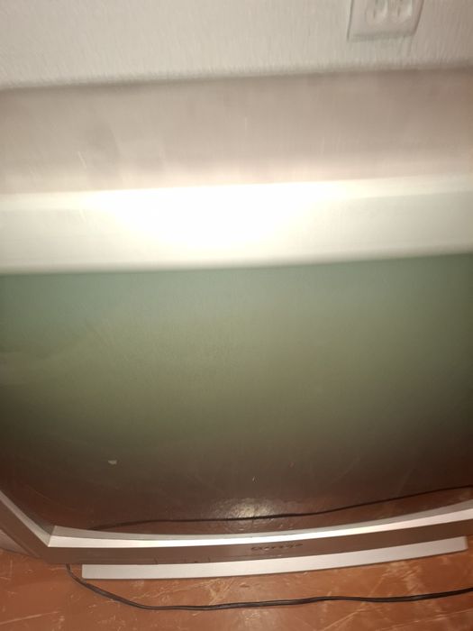 Телевизор. Бу.  Продаётся.