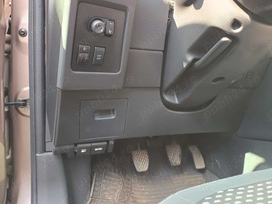 Nissan Qashqai | Prim Proprietar | 133.800 km | Revizii la Zi | Fără Accidente | Anvelope Vară/ Iarnă