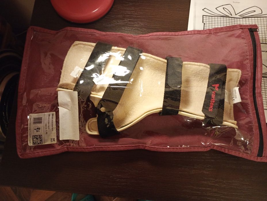 Orteza mâna dreapta