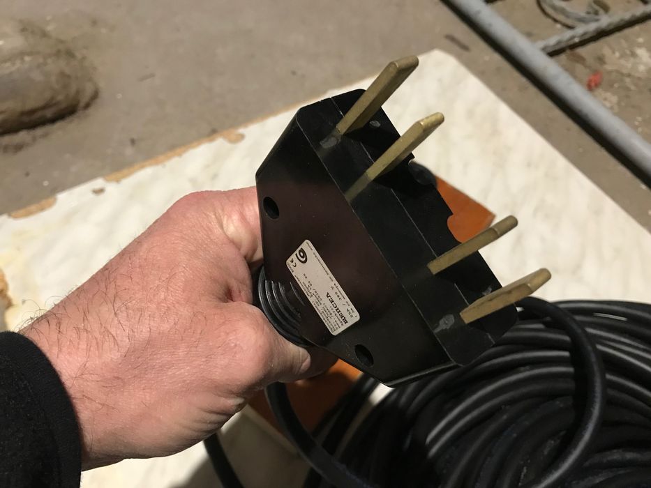 Удължител за ток