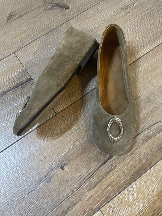 Велурени пантофки Massimo Dutti