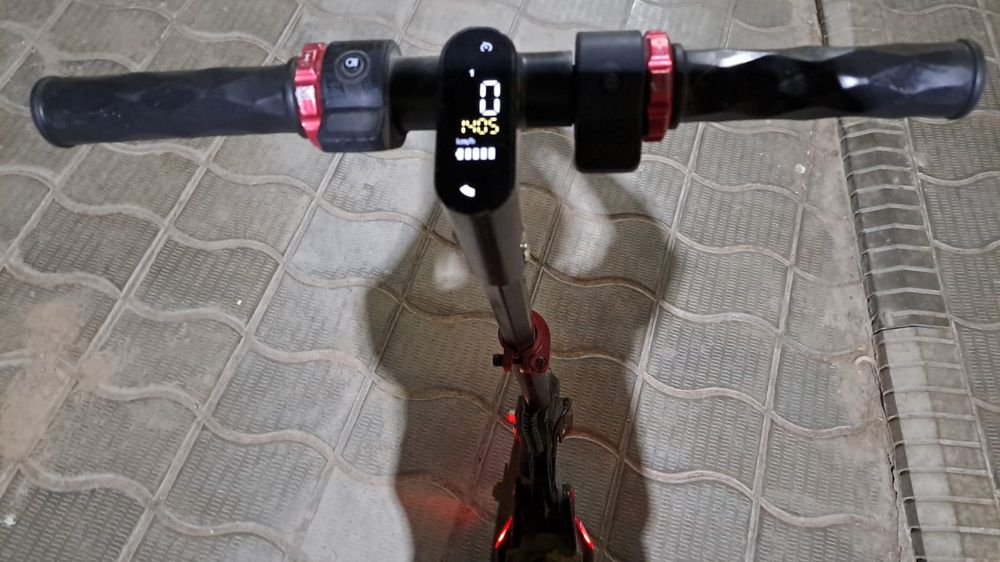 Электросамокат продам