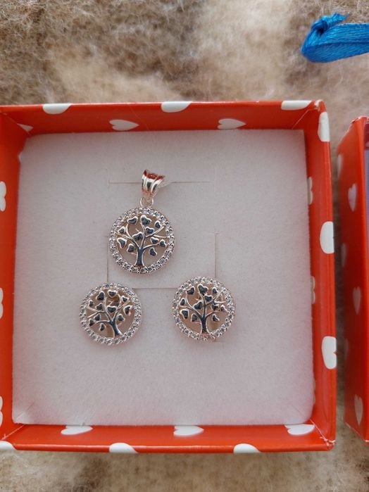 Бижута, гривна, обеци, висулка