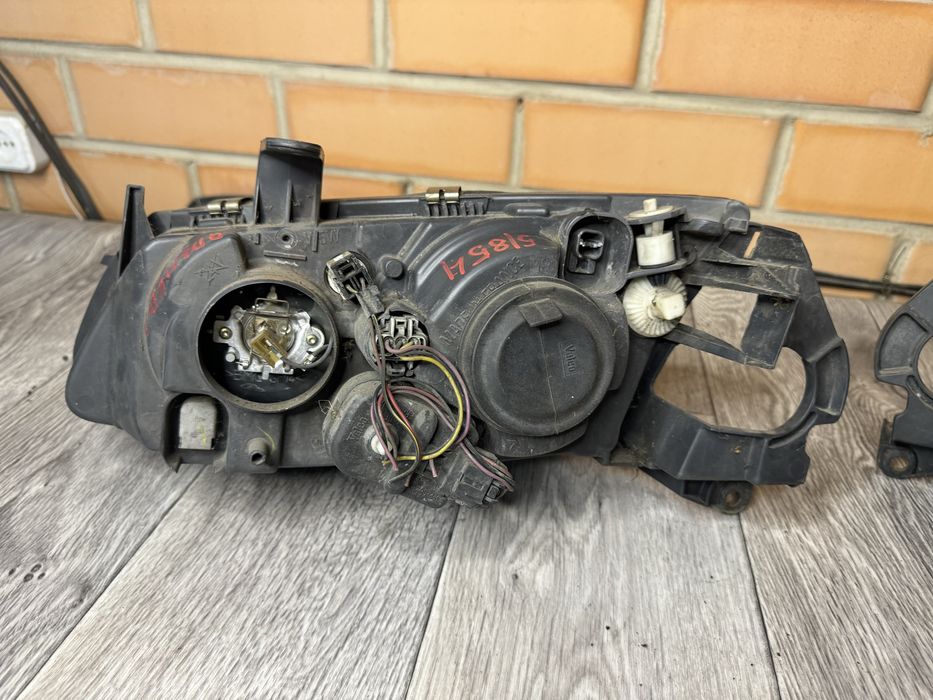 Фары на Ниссан Альмера