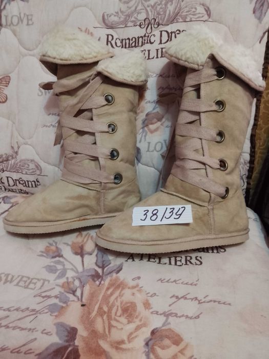 Зимни дамски велурени ботуши