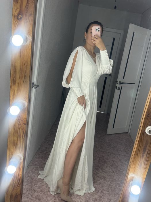 Продам свадебное платье