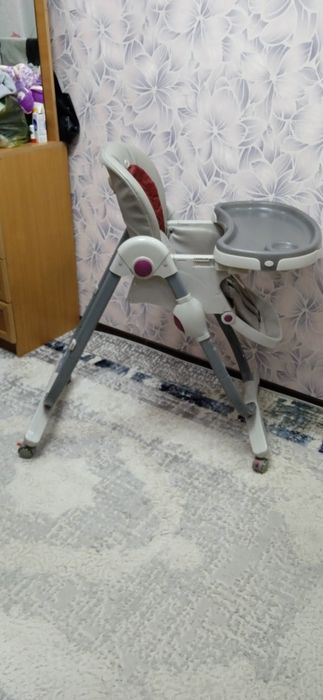 Стул для кормления.