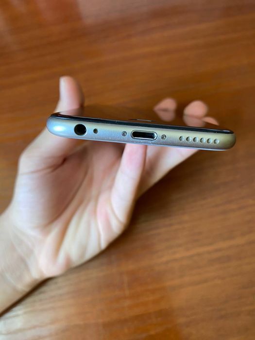 iPhone 6s touch id работает