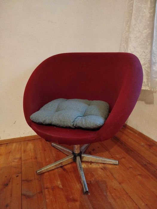 Ретро фотьойли, табуретка.