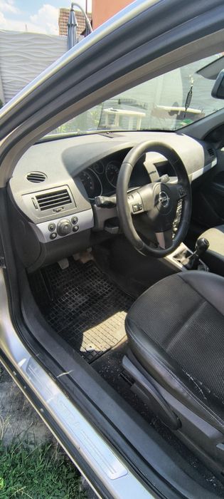 Opel Astra H 1.8 benzina+ GPL