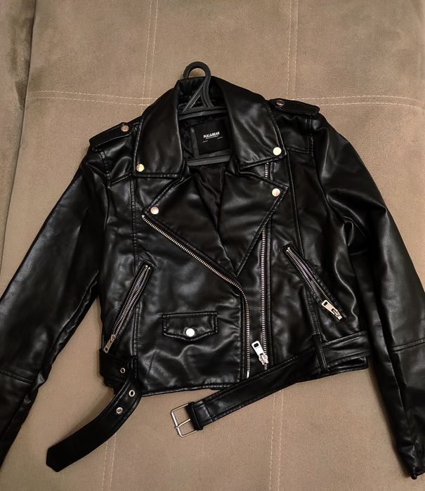 Кожаная куртка Pull and Bear женская
