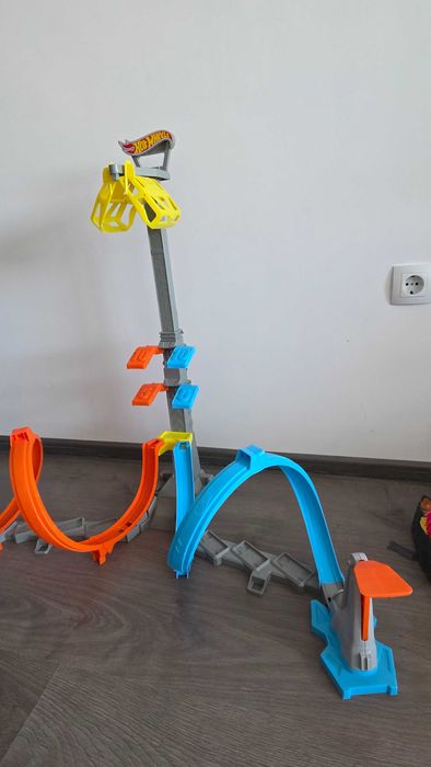 Hot wheels писта Лупинг