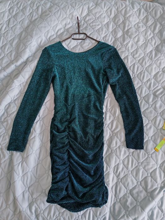 Празнична рокля Bershka S/М размер