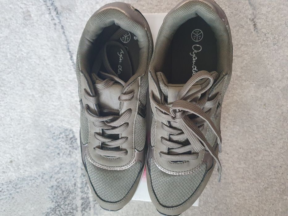 Дамски сникърси  зелени 37 номер