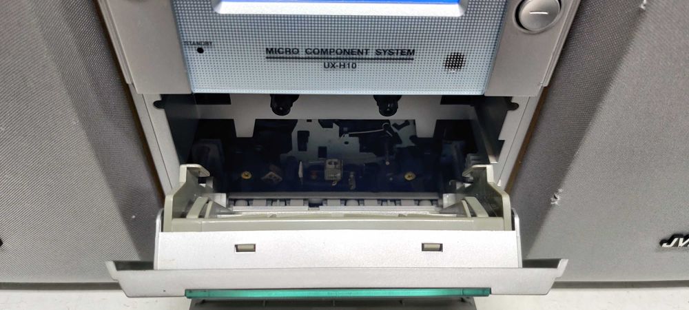 JVC UXH 10 amplificator CD deck boxe combina telecomand
