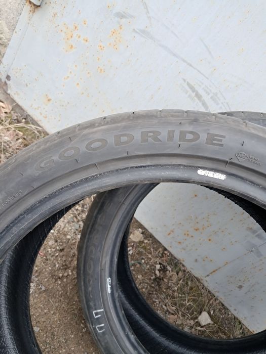 Летняя резина 225/40/18