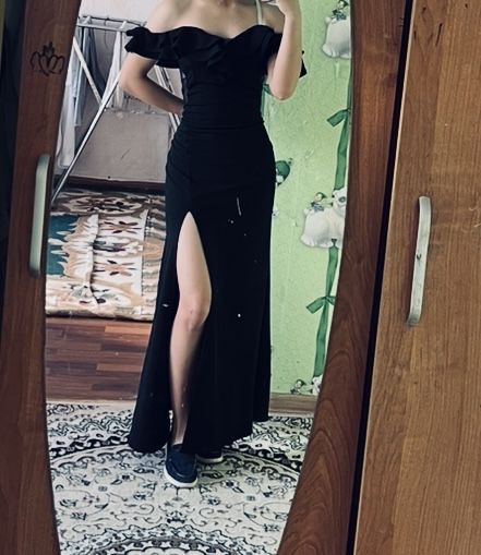 Продаю платье новые