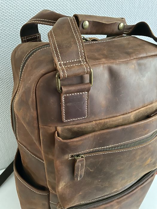 Продам рюкзак из натуральной кожи