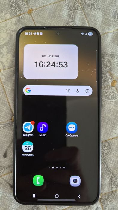 Продам Самсунг s22 plus и наушники