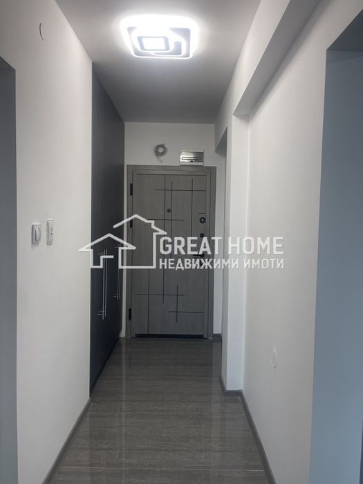 Дава се под наем Двустаен апартамент в Търговище, Център - 55 кв.м за 306 € - Снимка #3