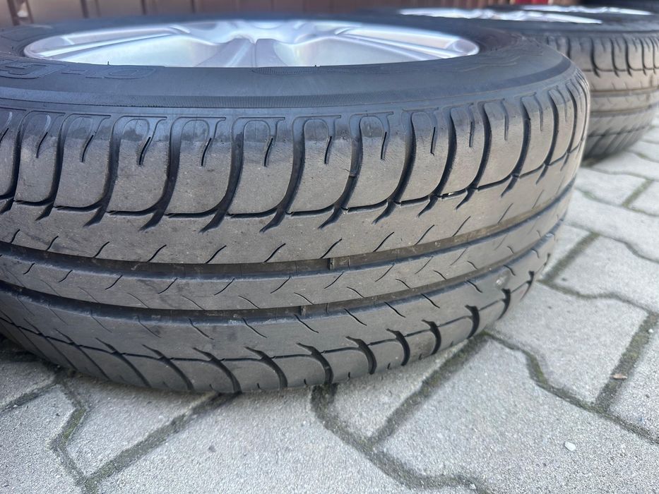 Jante aliaj Bmw 5 x 120 / anvelope 205 60 16 / roti Bmw