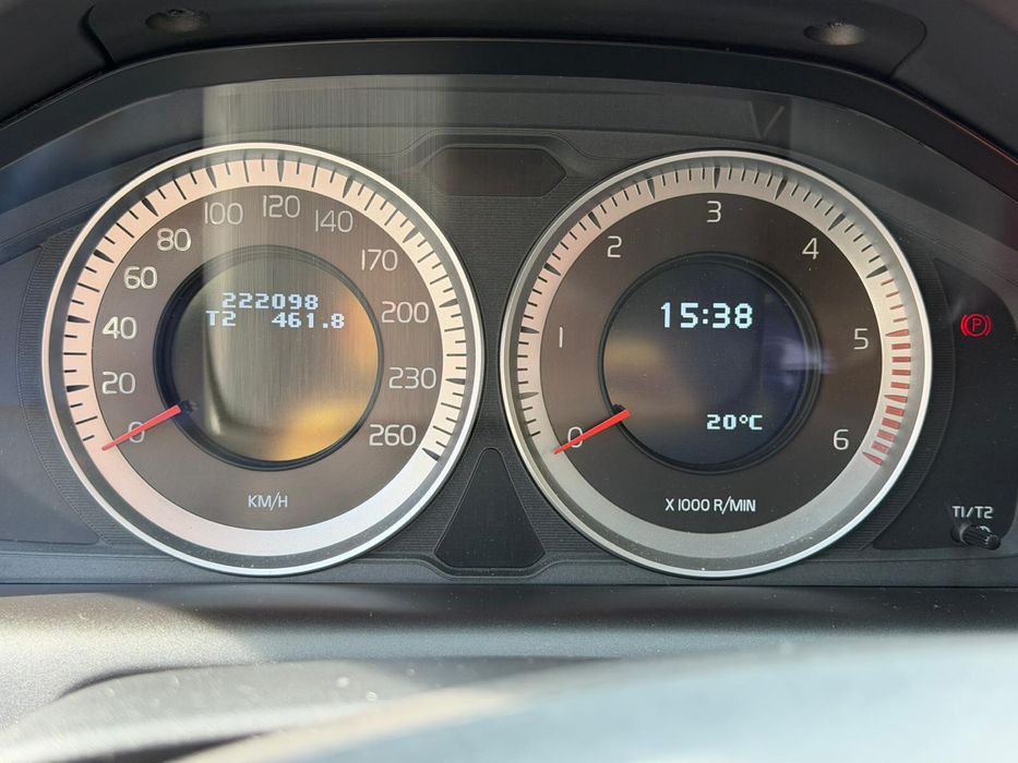 Vând Volvo XC60 in stare perfecta de functionare.