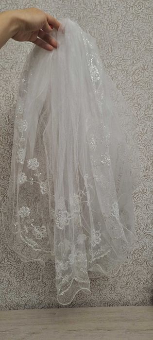 Платье свадебное 44-46