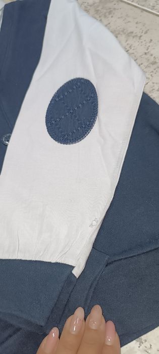 Vând Cămașa 9-10 ani